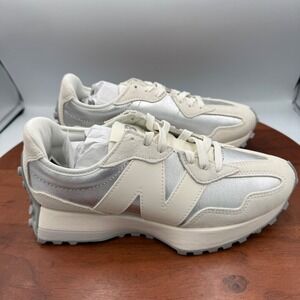 New Balance 327 Womens Grey White Metallic Silver Sneakers WS327GLA Size 8.5 NEW